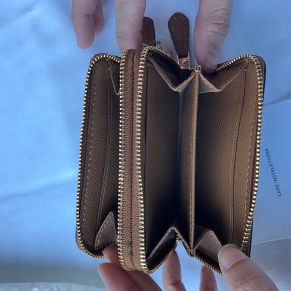 NEW! COACH Double Zip PVC Coin Case - Picture 3 of 4